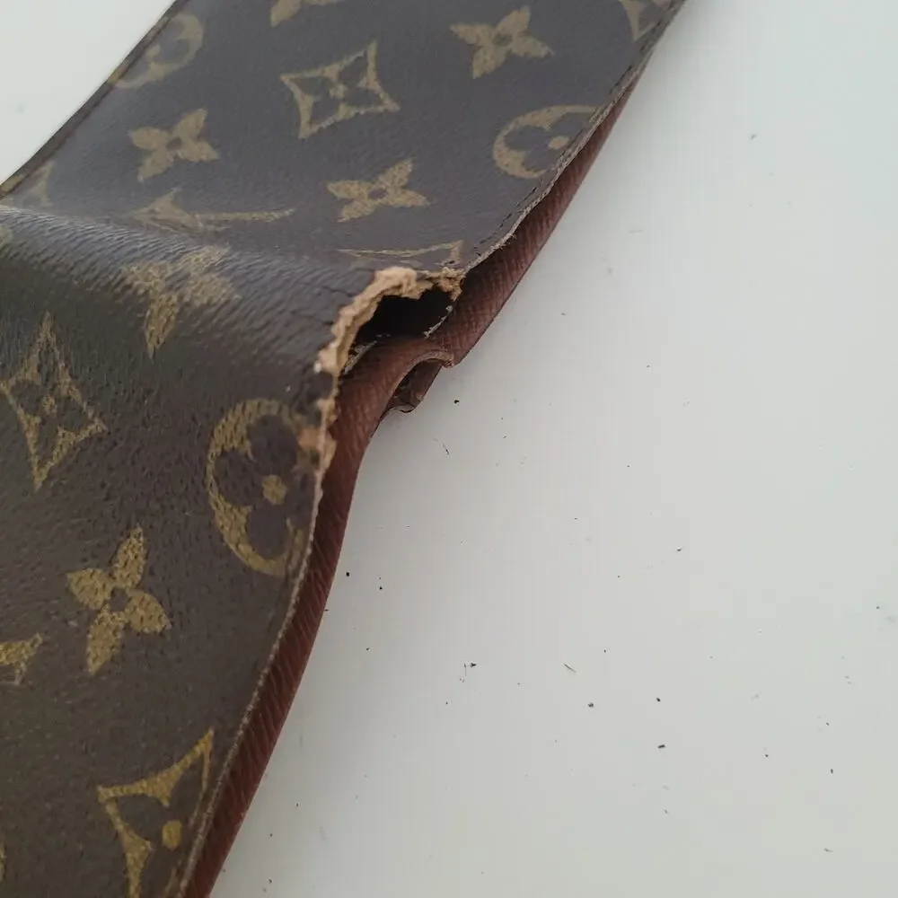 Vintage Louis Vuitton Men's LV Brown Bi-Fold Leather Wallet Monogram Card Bill